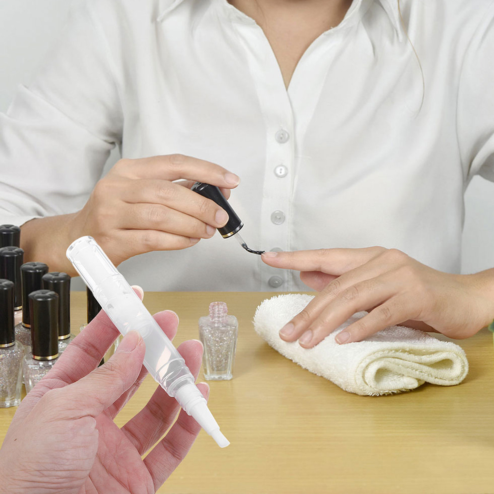 Cuticle Oil Pen - Caneta Aplicadora de Esmalte Transparente Recarregável