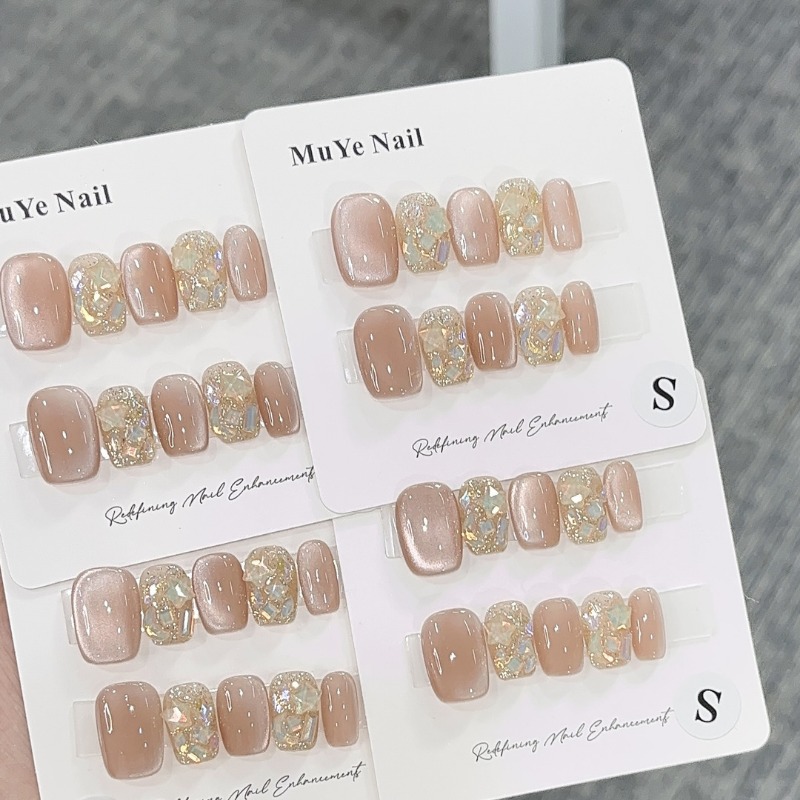 Imprensa Minimalista em Unhas, - Nail Art Design avaliação e preço