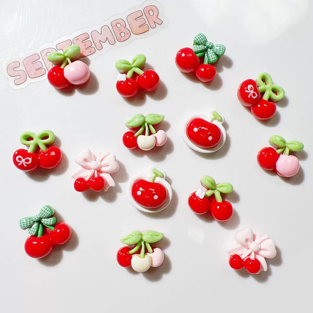 20 pçs bonito mini dos desenho - Nail Art Red Cherry avaliação e preço